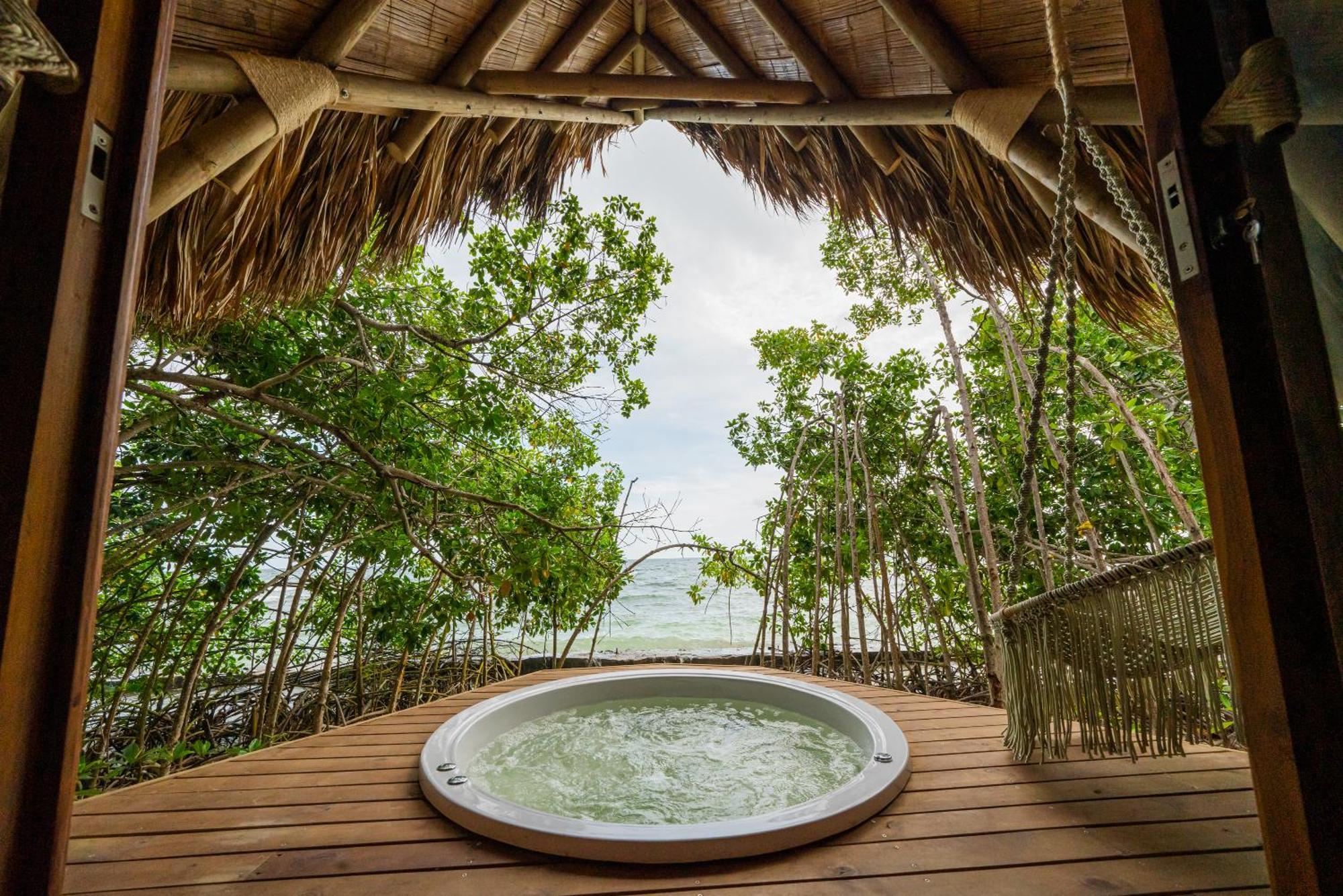 Isla Corona Islas del Rosario Luaran gambar