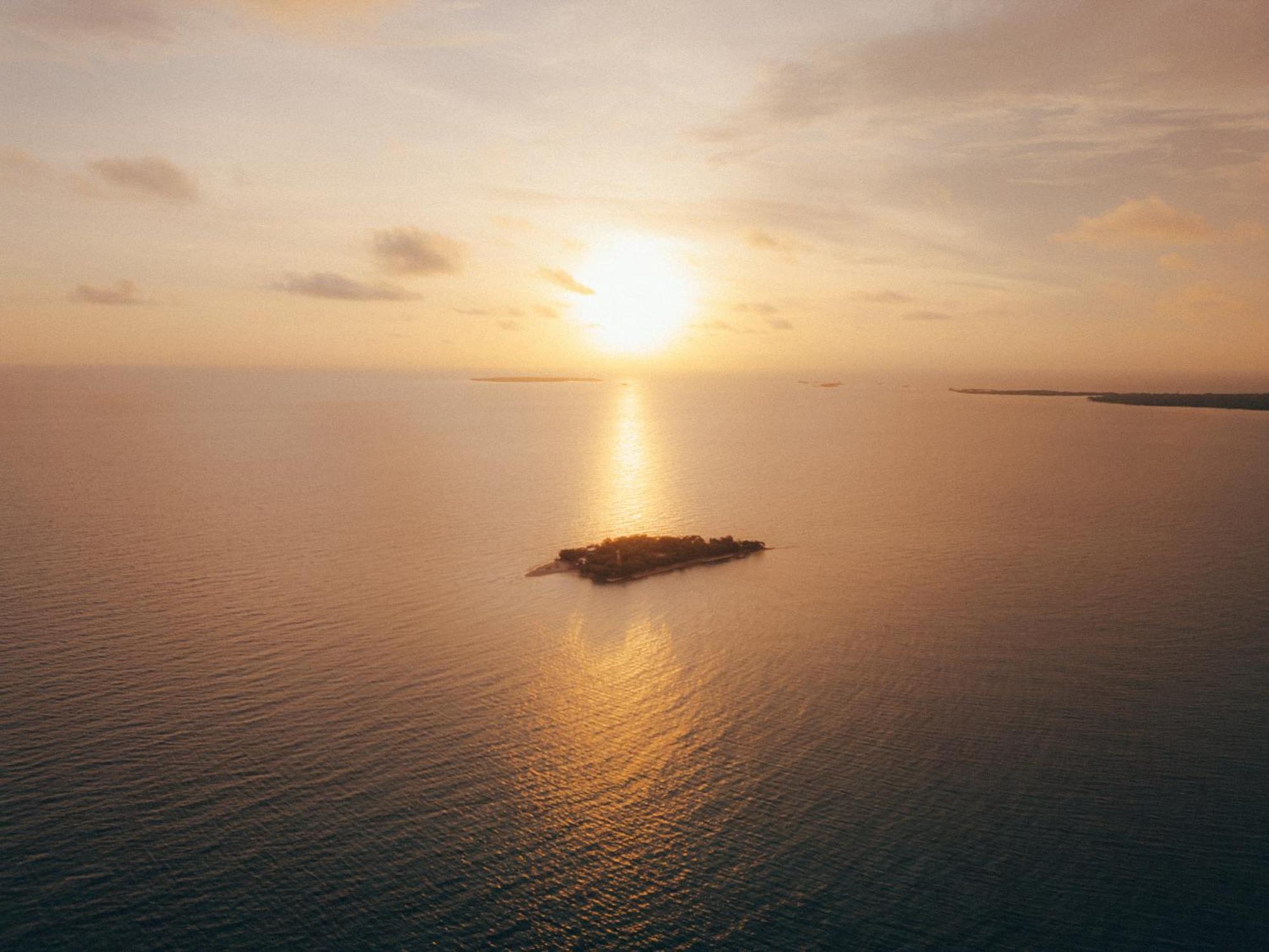 Isla Corona Islas del Rosario Luaran gambar