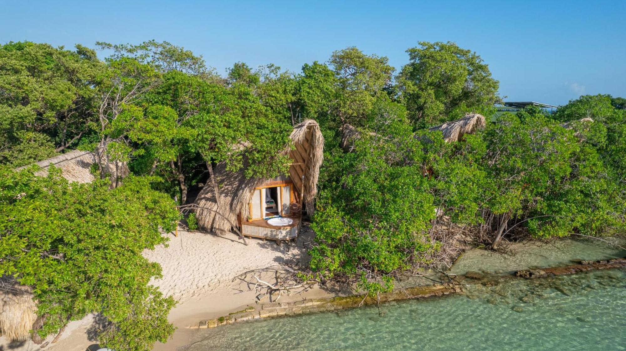 Isla Corona Islas del Rosario Luaran gambar