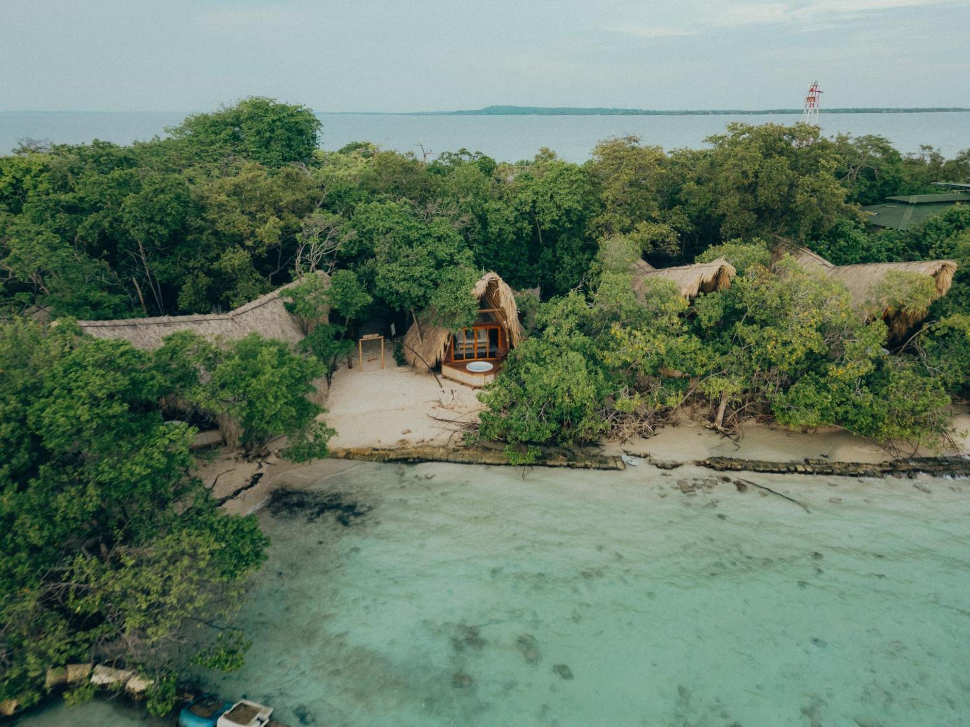 Isla Corona Islas del Rosario Luaran gambar